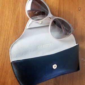 Lavender Valentino Shades with Case